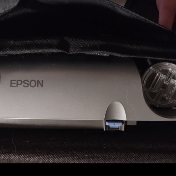 Epson LCD Projector - Picture 2 of 6